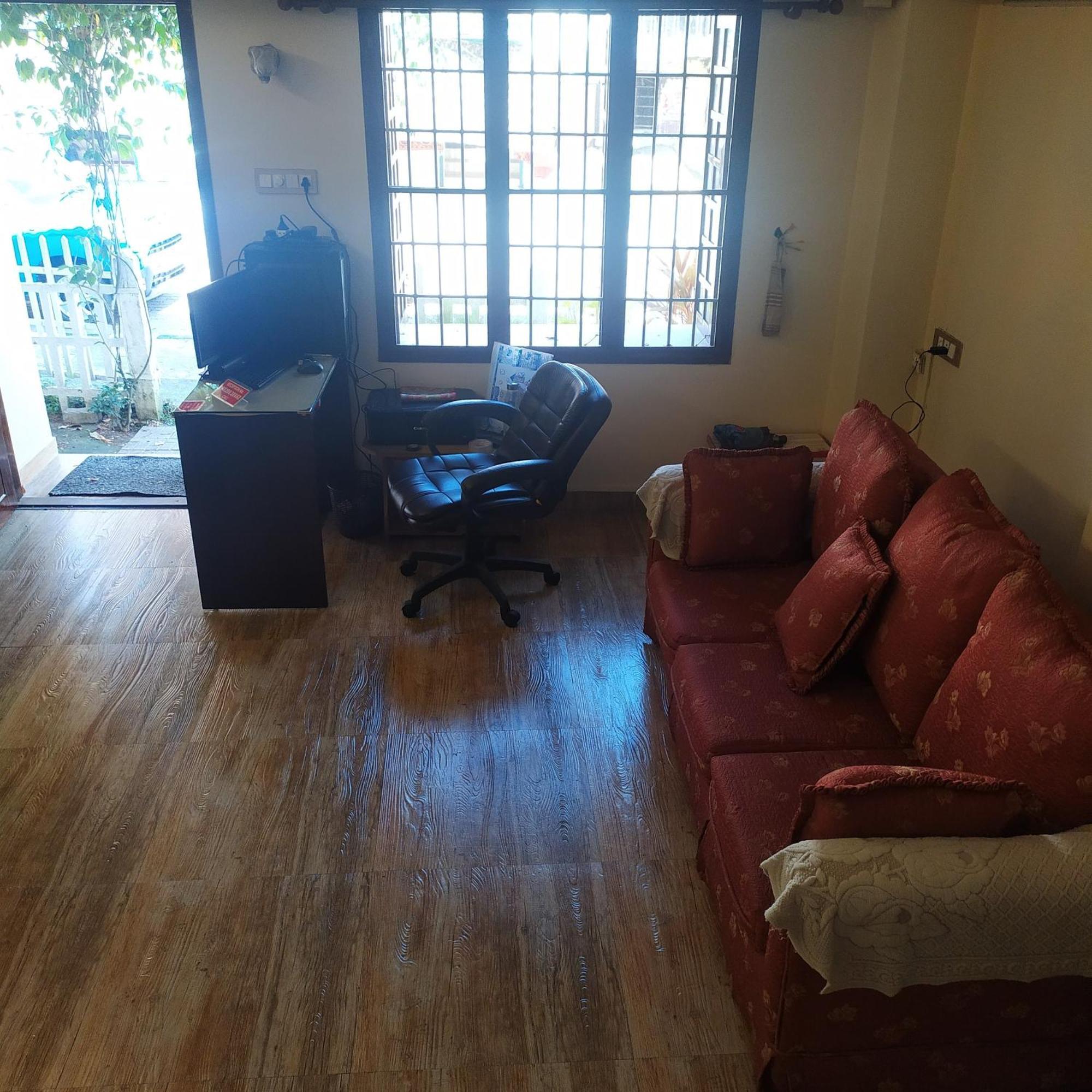 Sundance Beach Villa Kochi Екстериор снимка